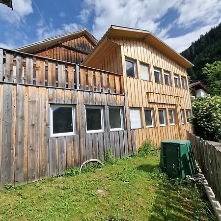 Gletscher-Trail Hostel ฟลาทอาค ภายนอก รูปภาพ